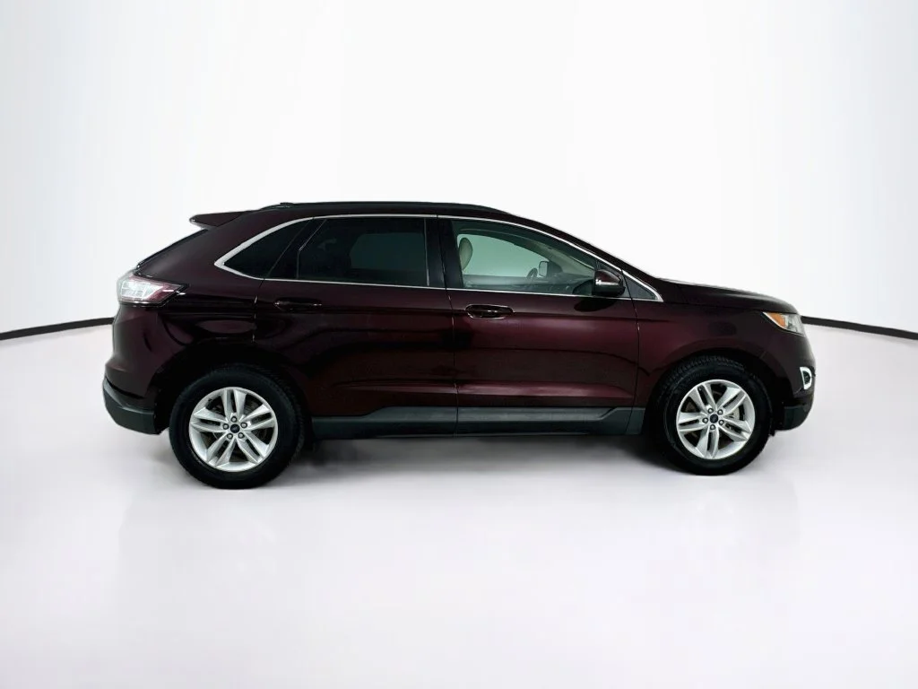 Used 2018 Red Ford SEL image 8