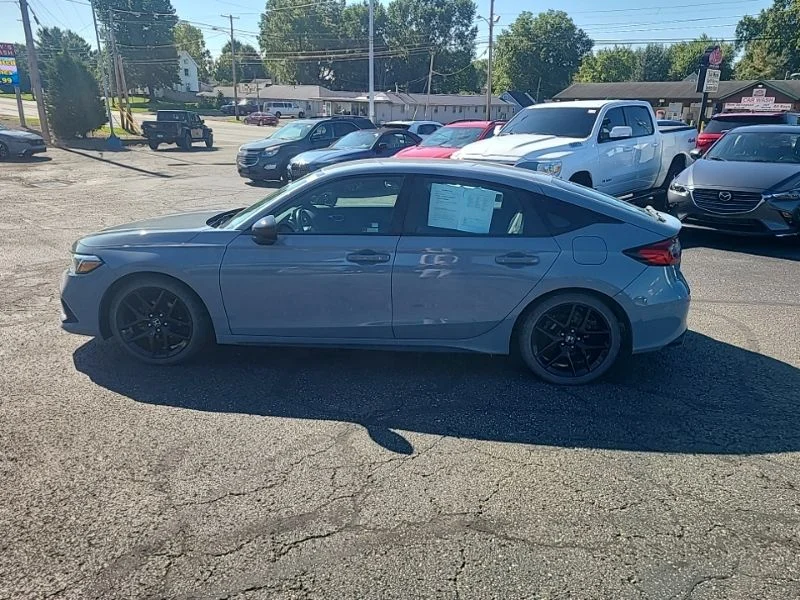 Used 2023 Gray Honda Sport image 3