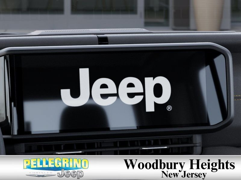 New 2026 Granite Crystal Metallic Clearcoat Jeep Sahara image 18