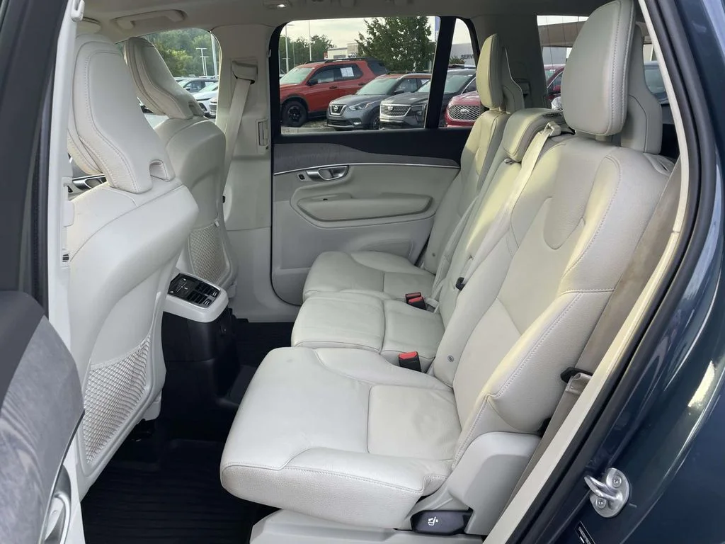 Certified Used 2023 Denim Blue Volvo Plus image 3