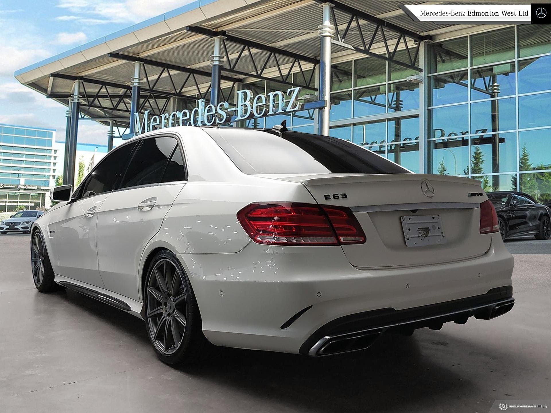 2016 Mercedes Benz E 63 4MATIC Sedan AMG photo 4