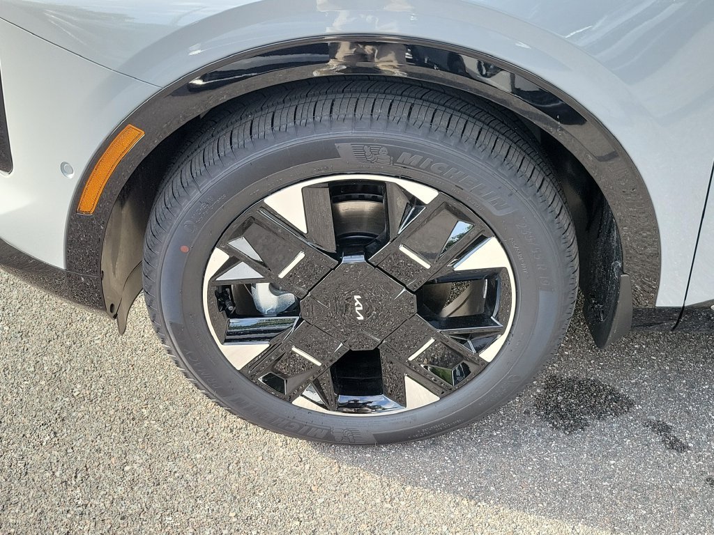New 2027 Wolf Gray Kia SX Prestige image 38