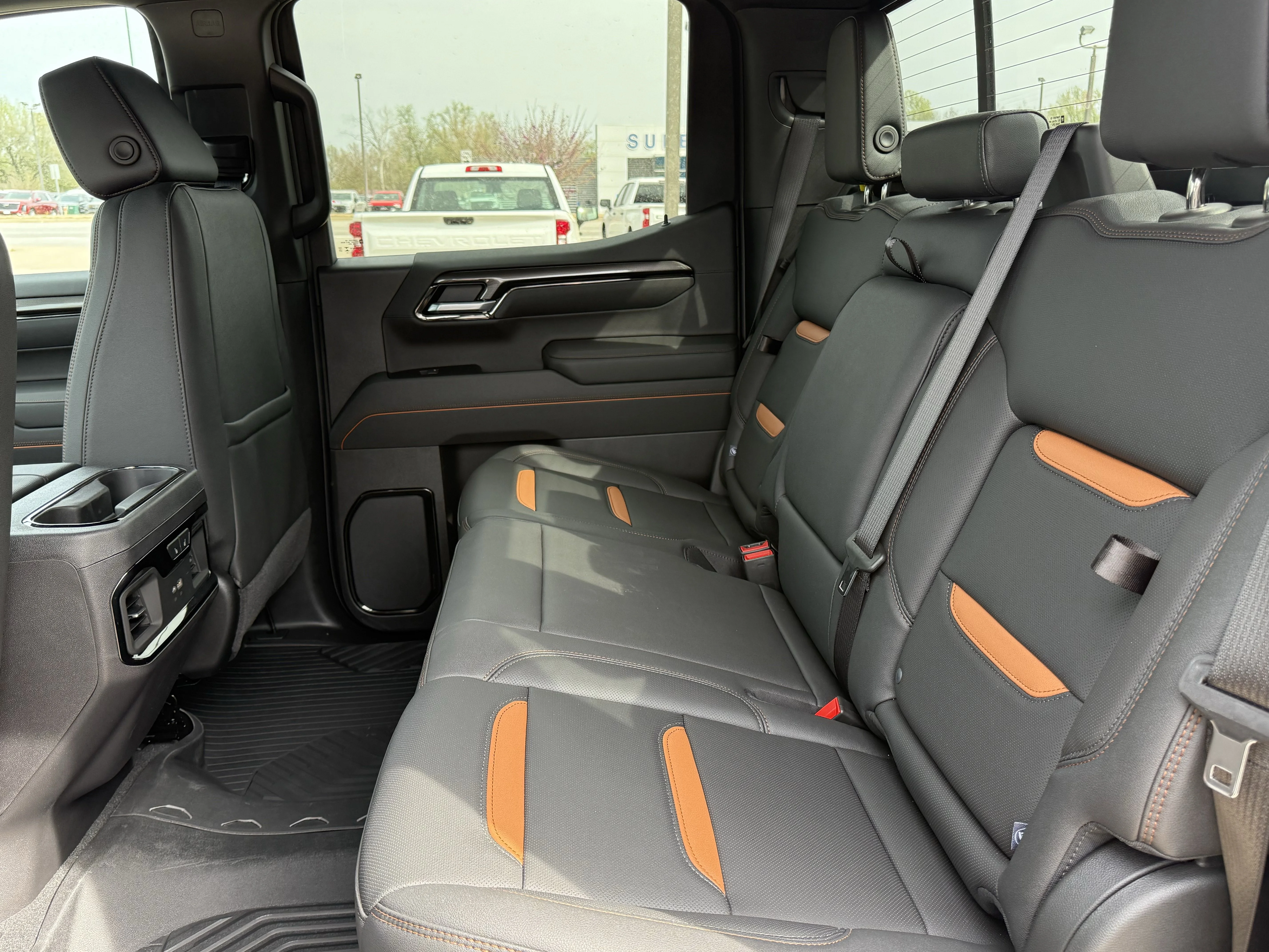 2026 GMC Sierra 1500 AT4 - Photo 6