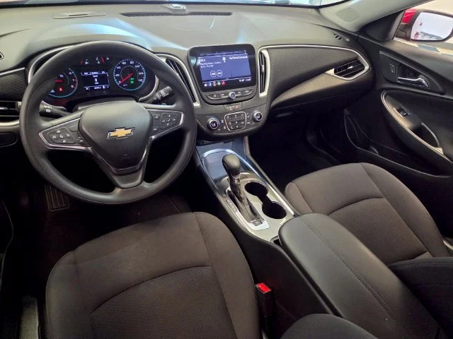 Used 2023 RADIANT RED TINTCOAT Chevrolet LT image 14