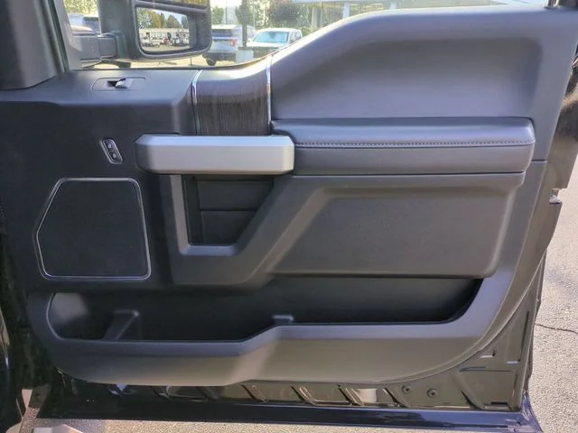 Used 2021 Black Ford Lariat image 31