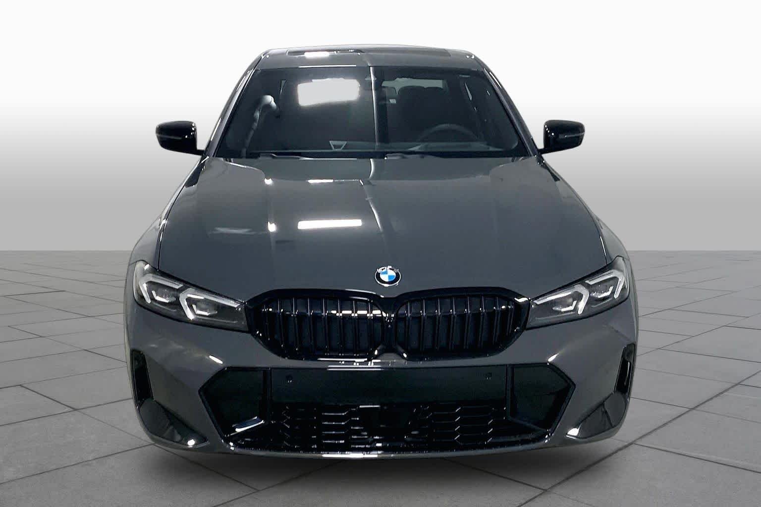 New 2026 Dravit Grey Metallic BMW 330i xDrive image 3