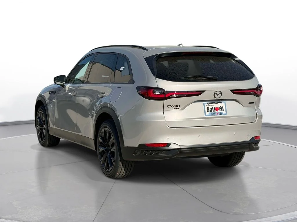New 2026 Platinum Mazda 3.3 Turbo Premium image 5