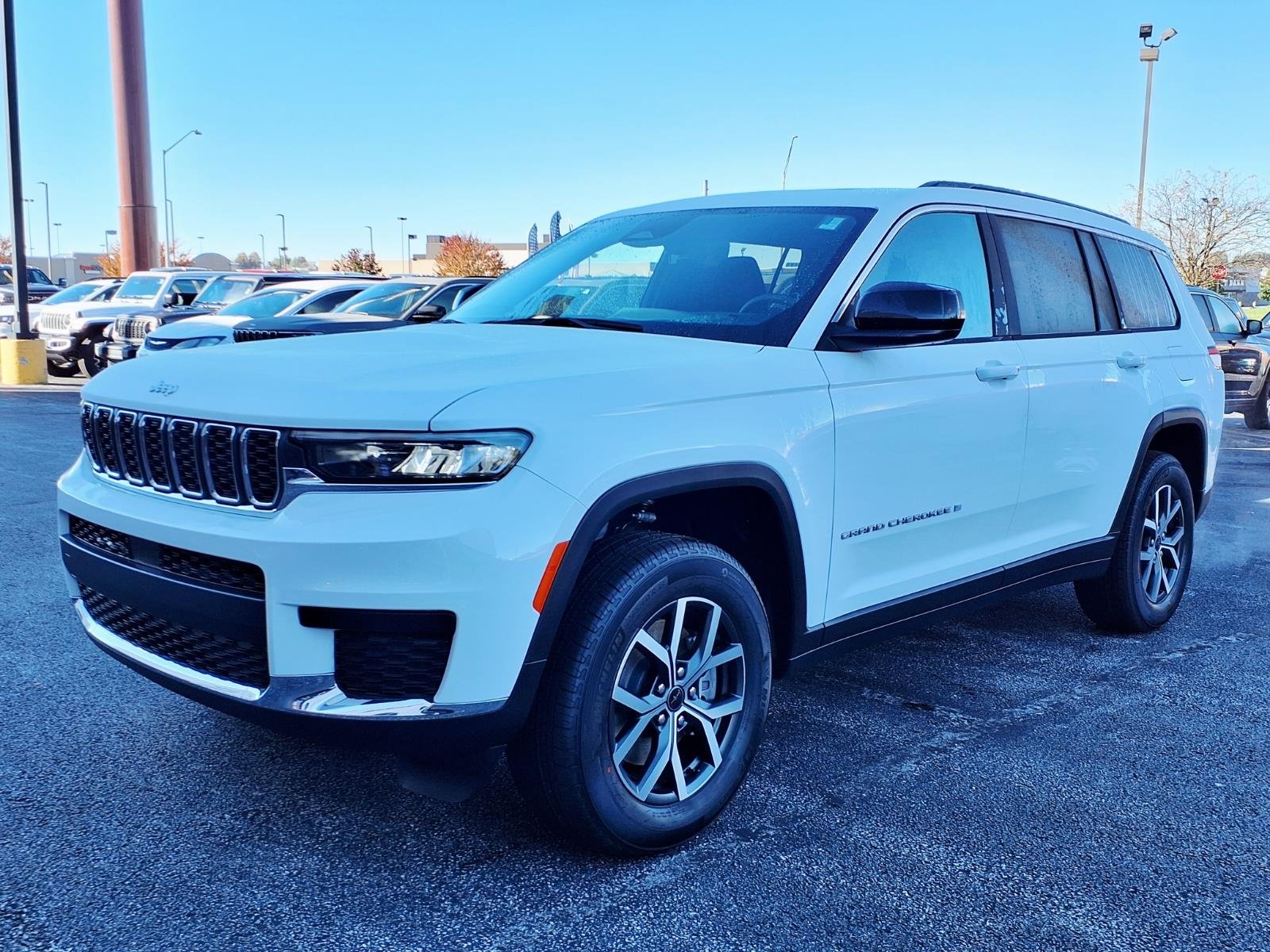 2027 Jeep Grand Cherokee L