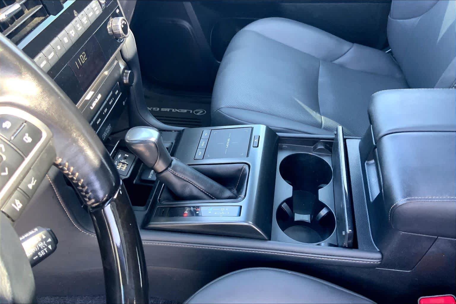 Used 2022 Nebula Gray Pearl Lexus Premium image 17