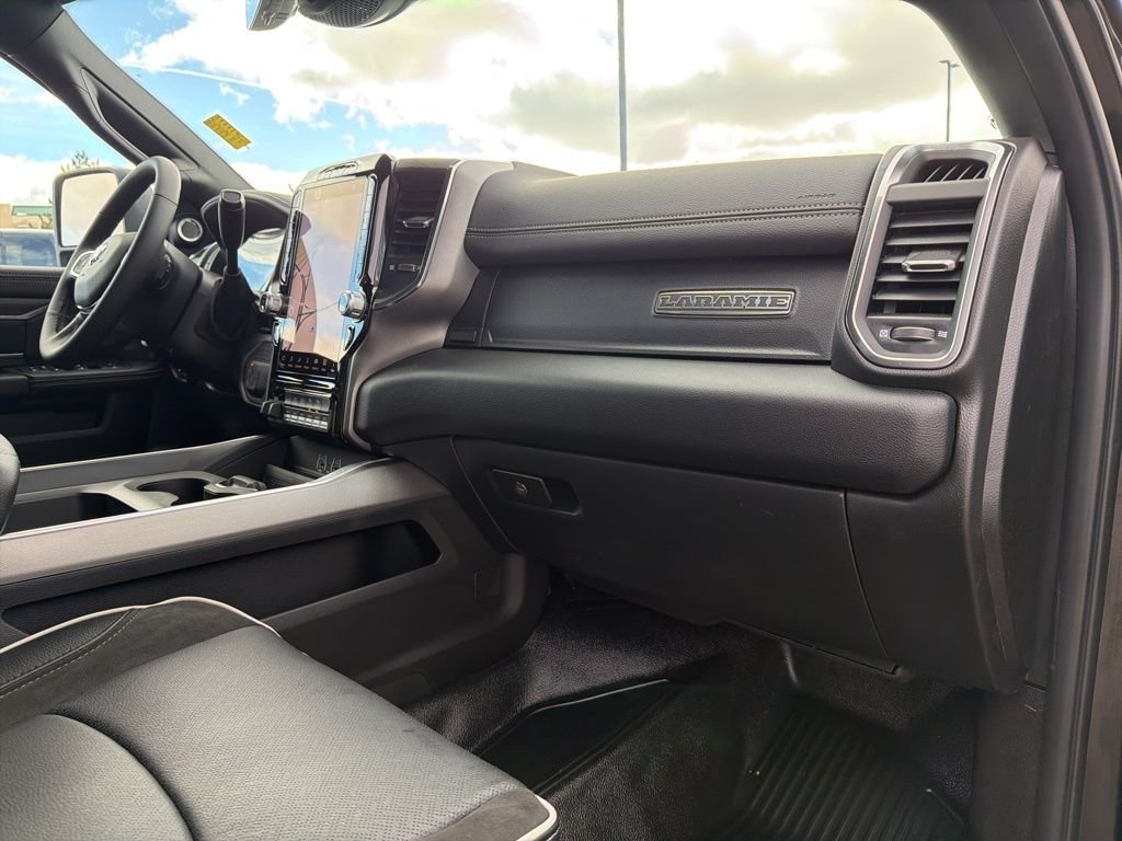 2026 RAM 3500 Chassis Big Horn - Photo 42