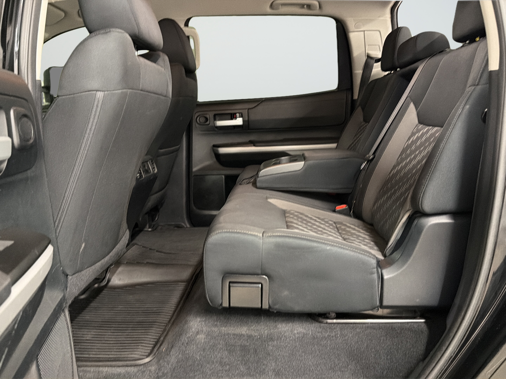 Used 2018 Black Toyota SR5 image 27