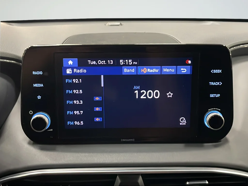 Used 2022 Gray Hyundai SEL image 14