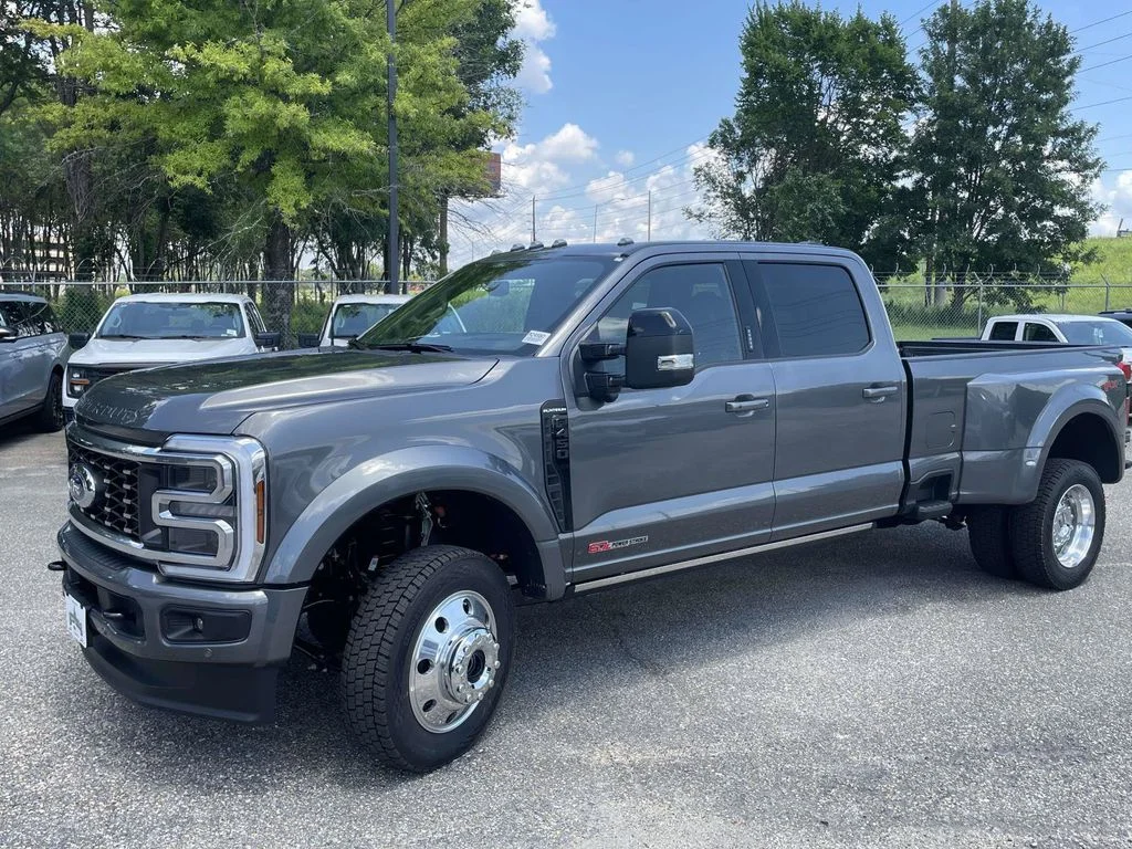 New 2026 Gray Ford Platinum image 7