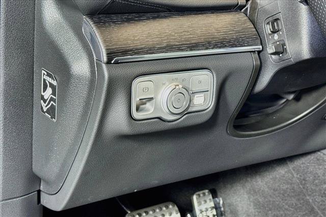 New 2026 Obsidian Black Metallic Mercedes-Benz GLS 450 image 40