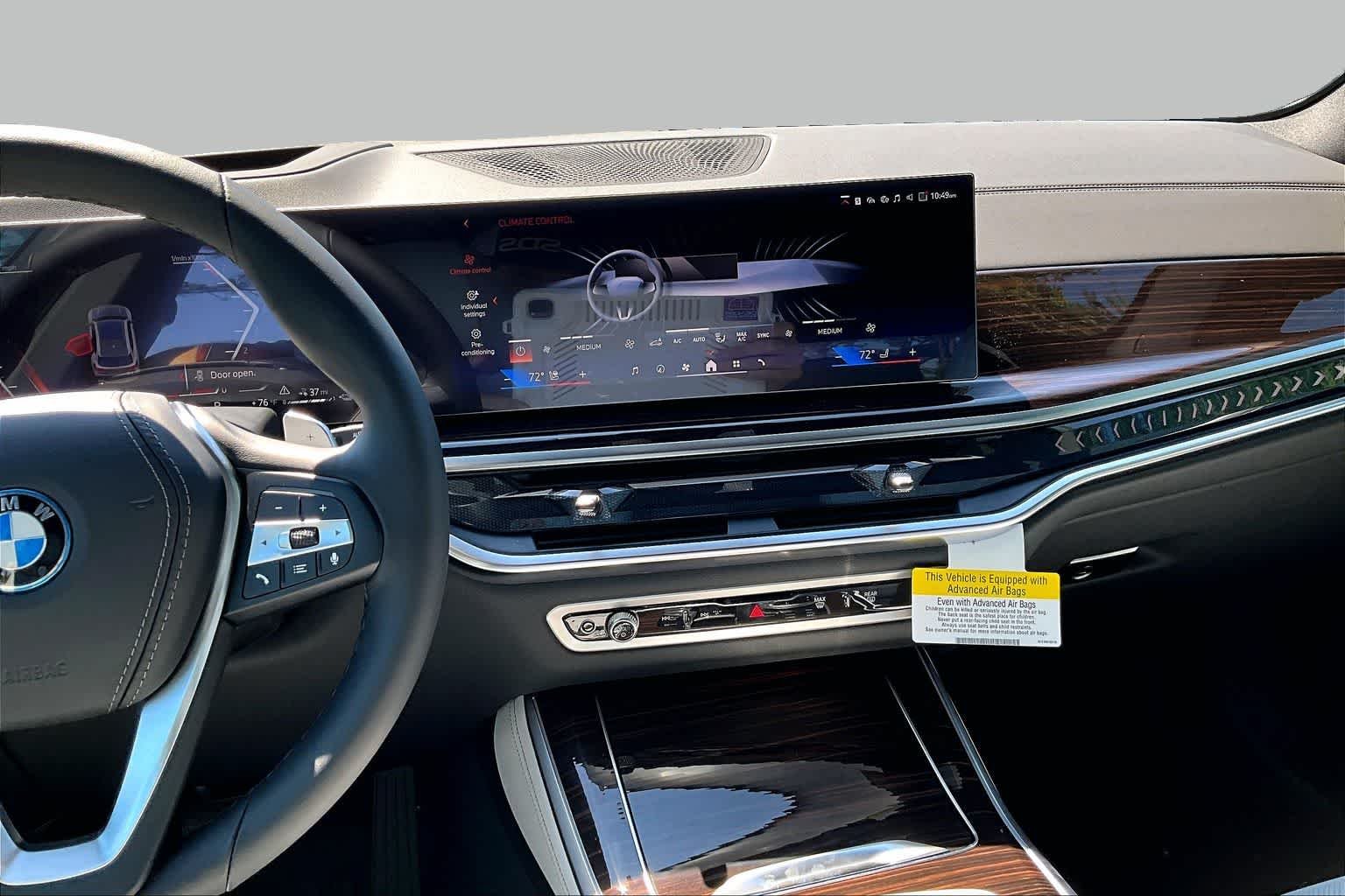 New 2026 Skyscraper Grey Metallic BMW xDrive50e image 6