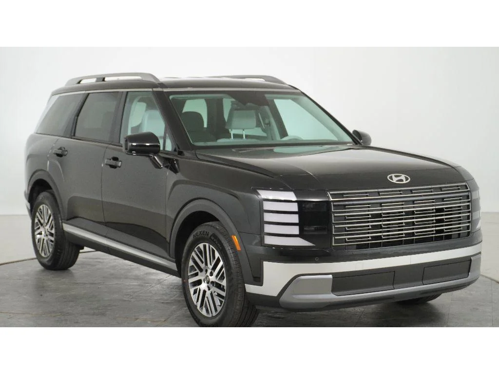 New 2026 Abyss Black Pearl Hyundai SEL 7P image 1
