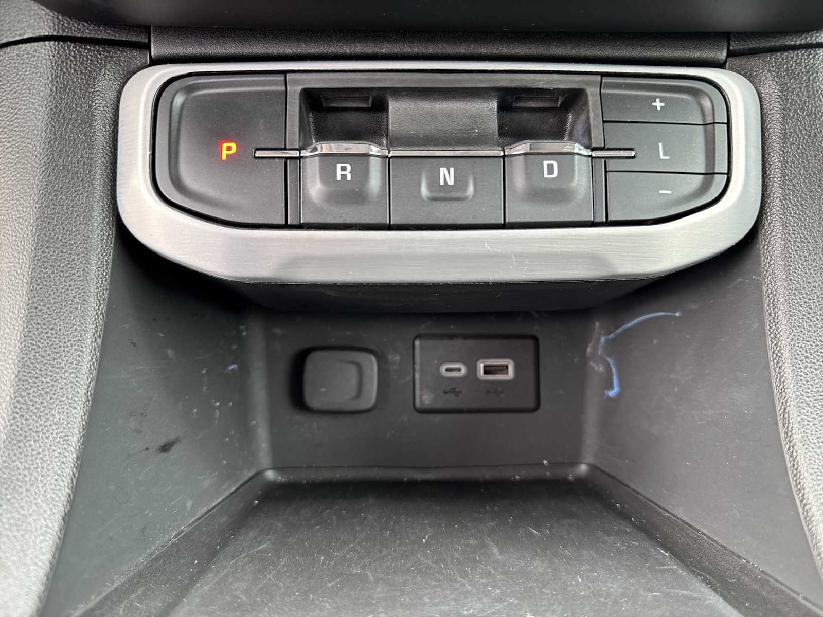 2023 GMC Acadia SLE - Photo 26
