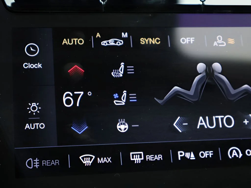 Used 2024 Bianco Solid Maserati Modena image 29