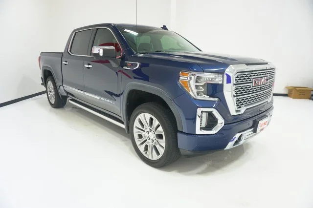 Used 2020 Dark Sky Metallic GMC Denali image 3