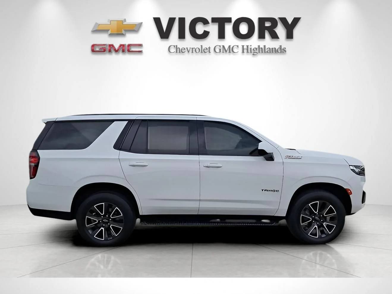 Used 2021 Summit White Chevrolet Z71 image 2