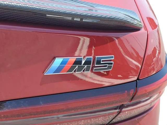 Used 2025 Vegas Red Metal BMW 4DR SDN image 26