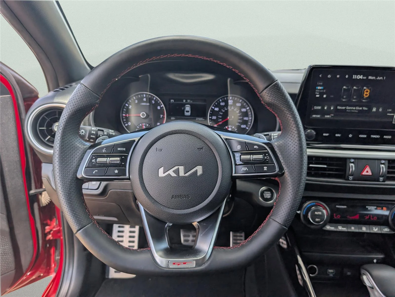 Used 2022 Currant Red Kia GT image 33