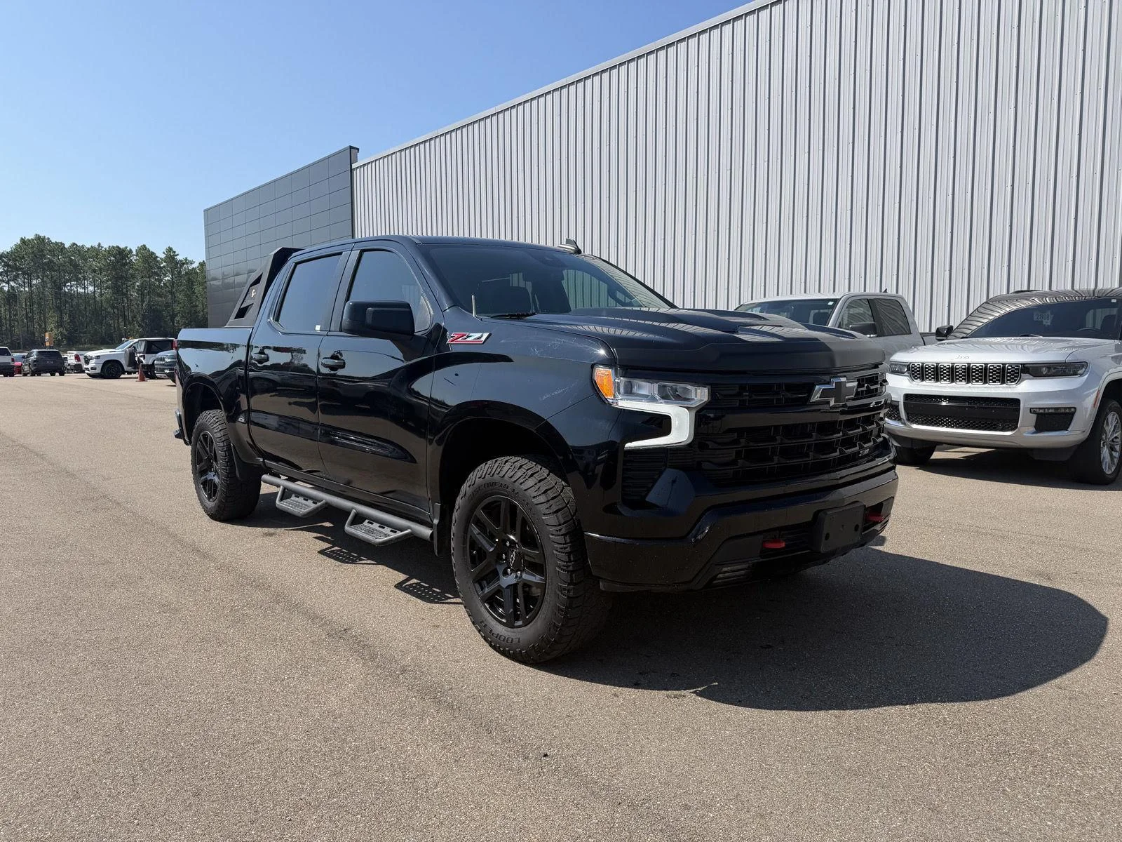 Used 2022 Black Chevrolet LT Trail Boss image 3
