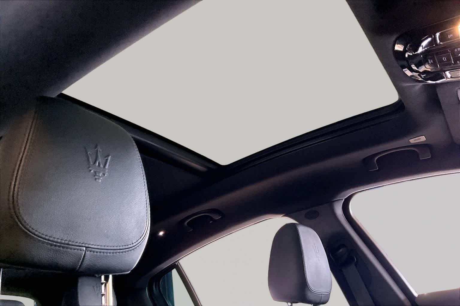Used 2023 Nero Tempesta Metallic Maserati GT image 13
