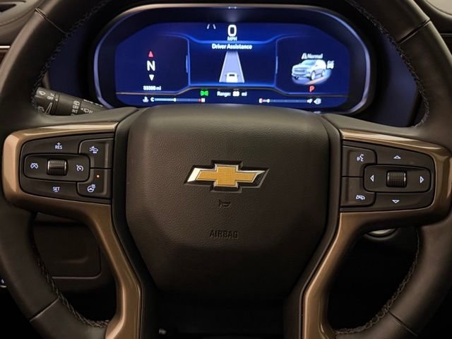 Used 2023 Black Chevrolet High Country image 45