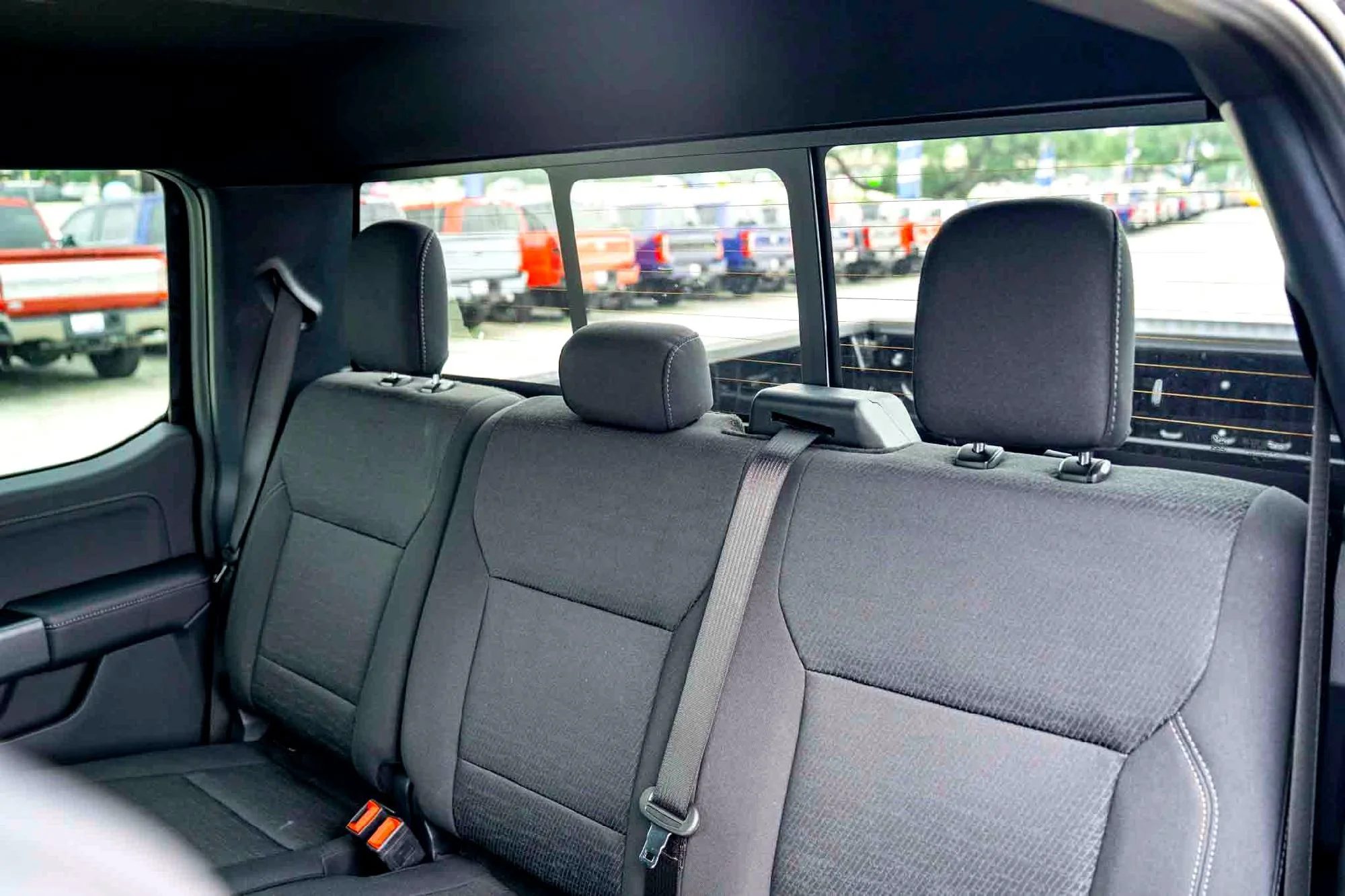 New 2026 Agate Black Metallic Ford XLT image 18