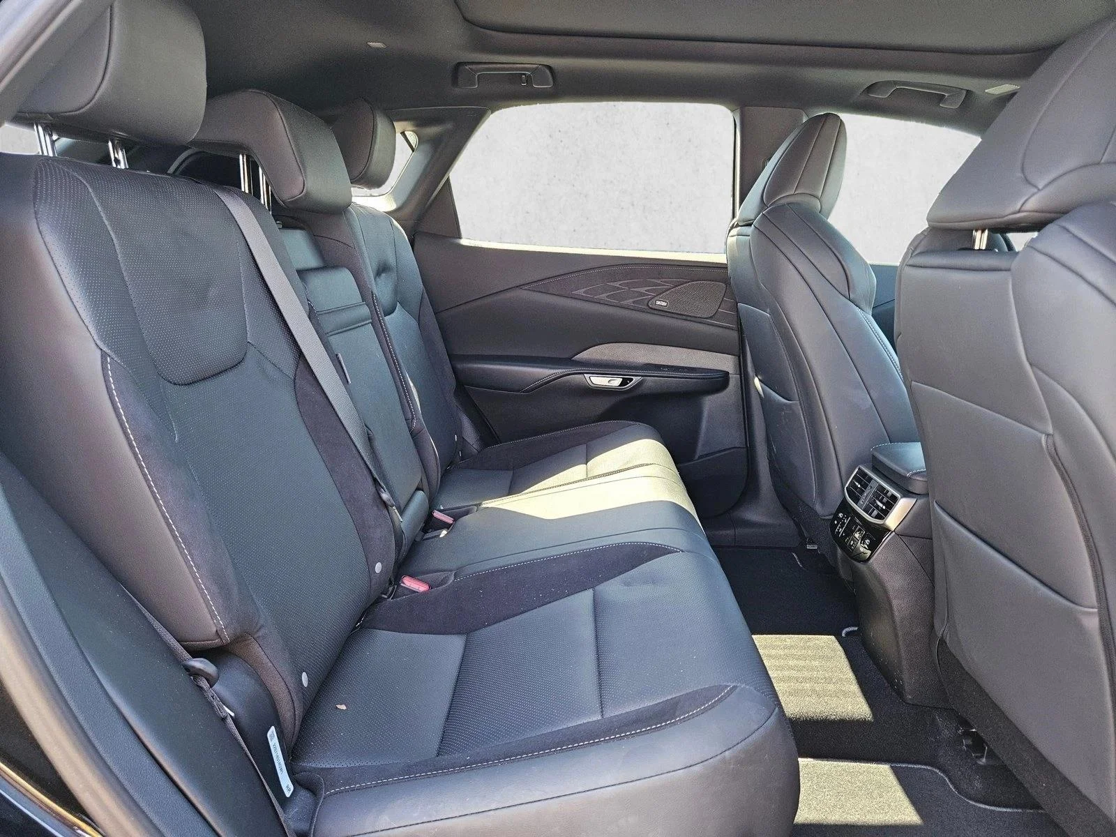 Certified Used 2024 Caviar Lexus RX 500h F SPORT Performance image 18