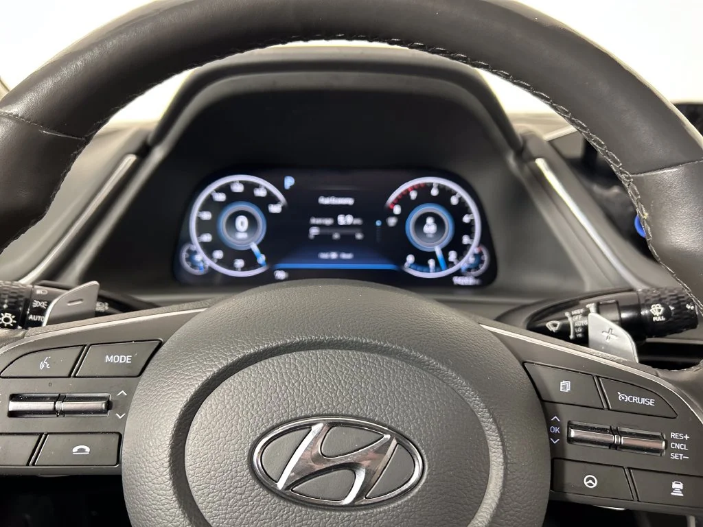 Used 2022 Gray Hyundai Limited image 13