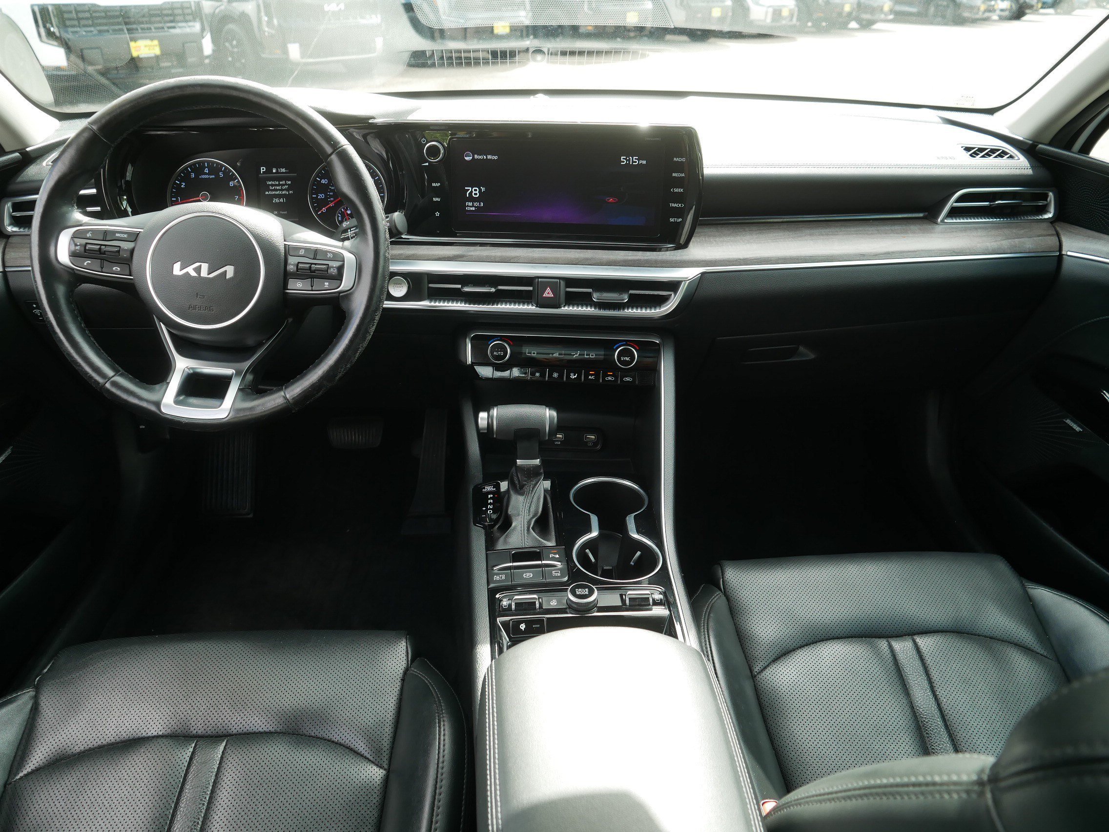 Certified Used 2022 Glacial White Pearl Kia EX image 10
