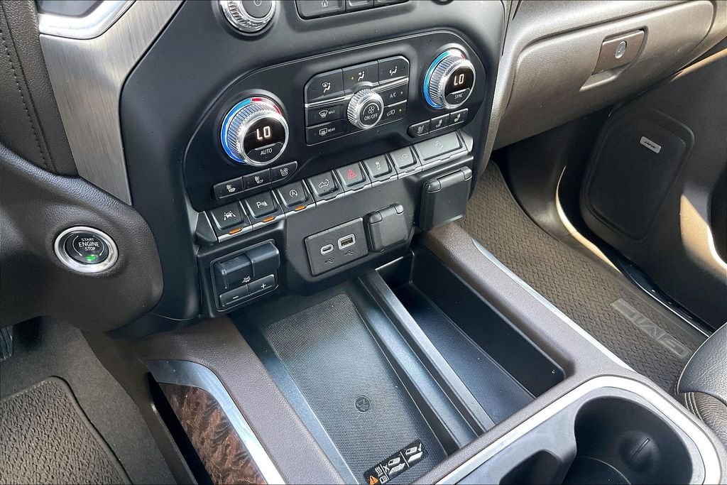 Used 2020 Black GMC Denali image 12