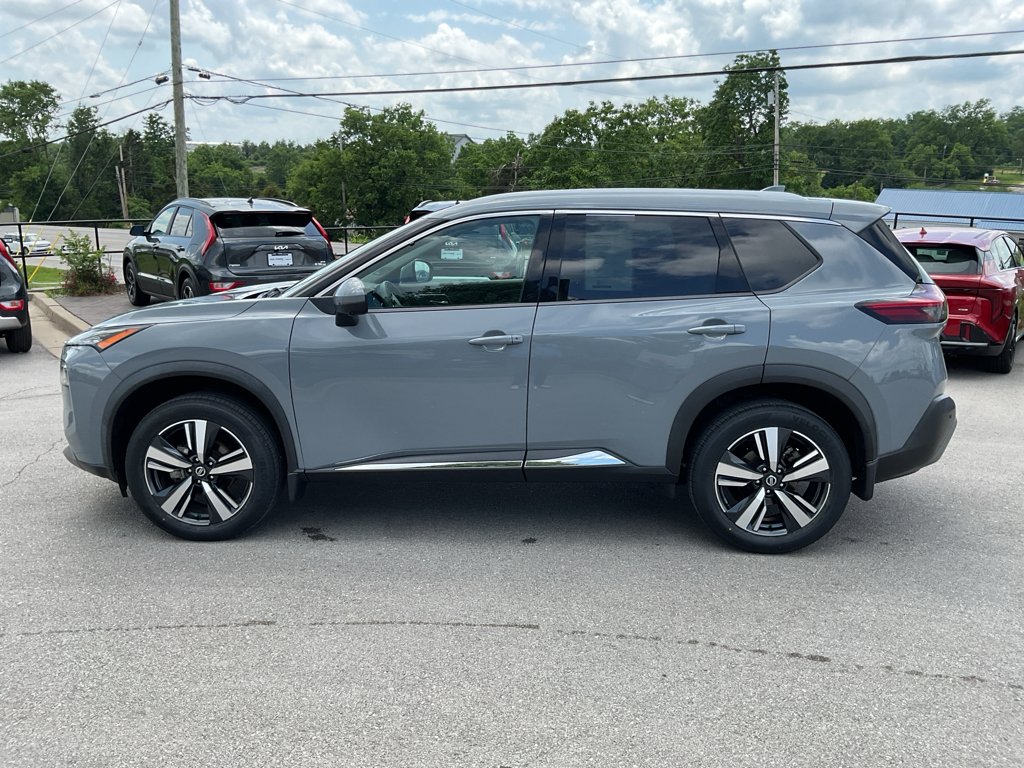 Used 2021 Boulder Gray Pearl Nissan SL image 6