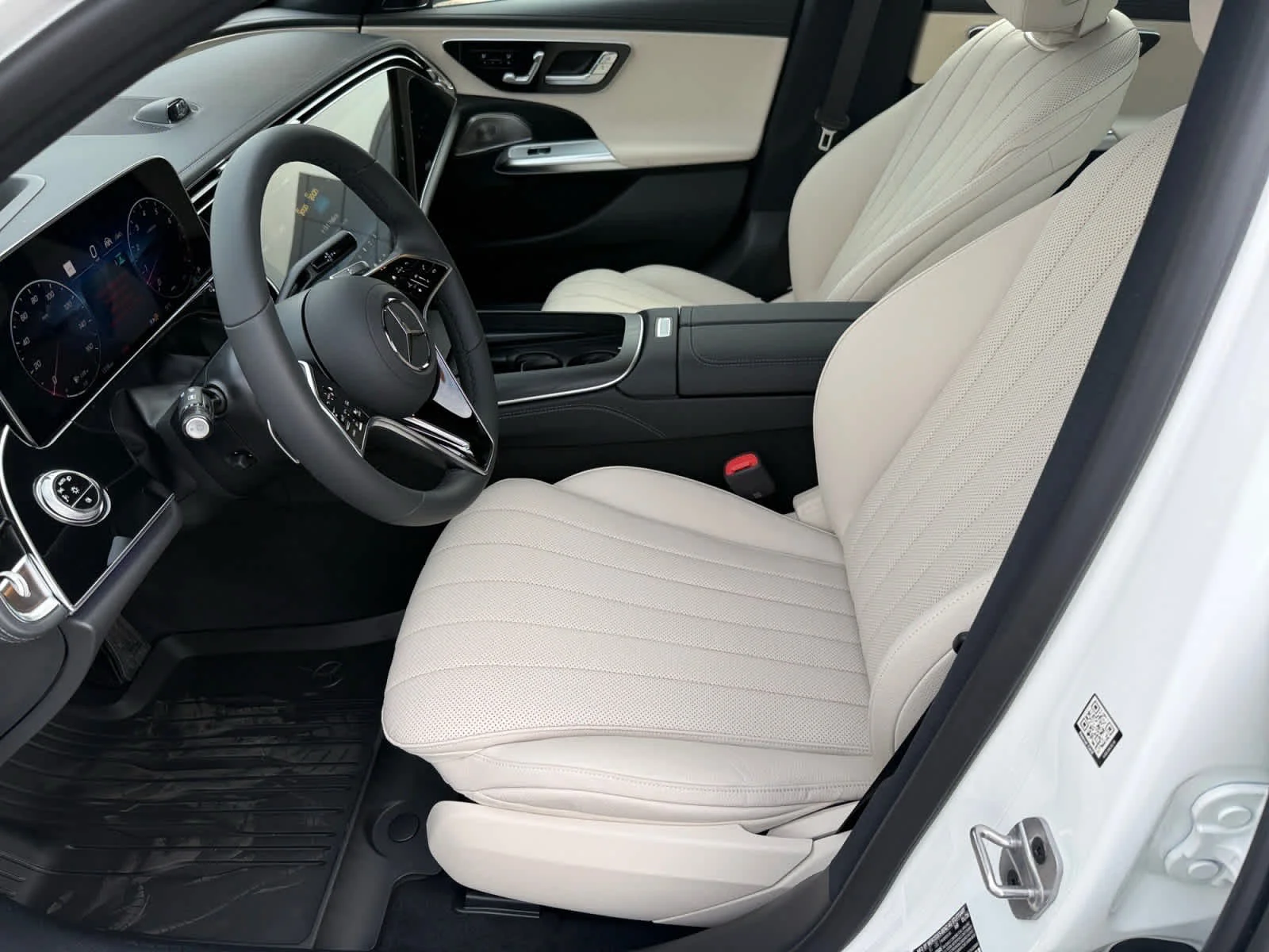 New 2026 Polar White Mercedes-Benz E 350 image 10
