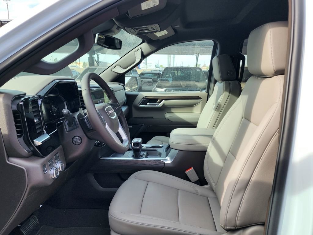 2026 GMC Sierra 1500 SLT - Photo 17