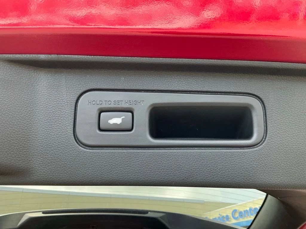 Used 2024 Red Honda EX-L image 24
