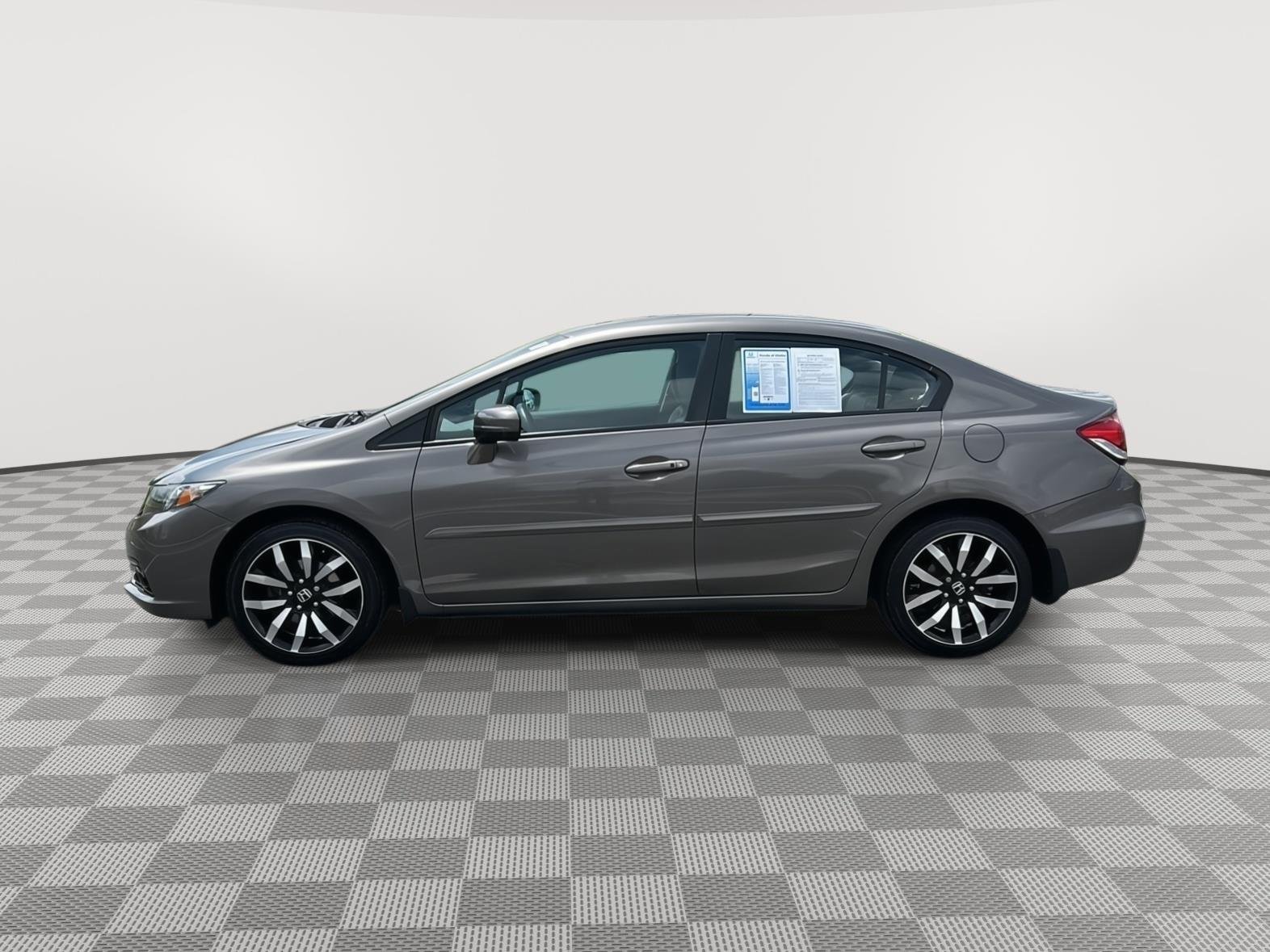 Used 2015 Honda Civic EX-L with VIN 19XFB2F96FE023837 for sale in Kansas City