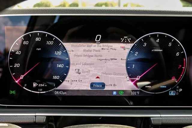 Used 2024 Silver Mercedes-Benz GLE 450 image 27