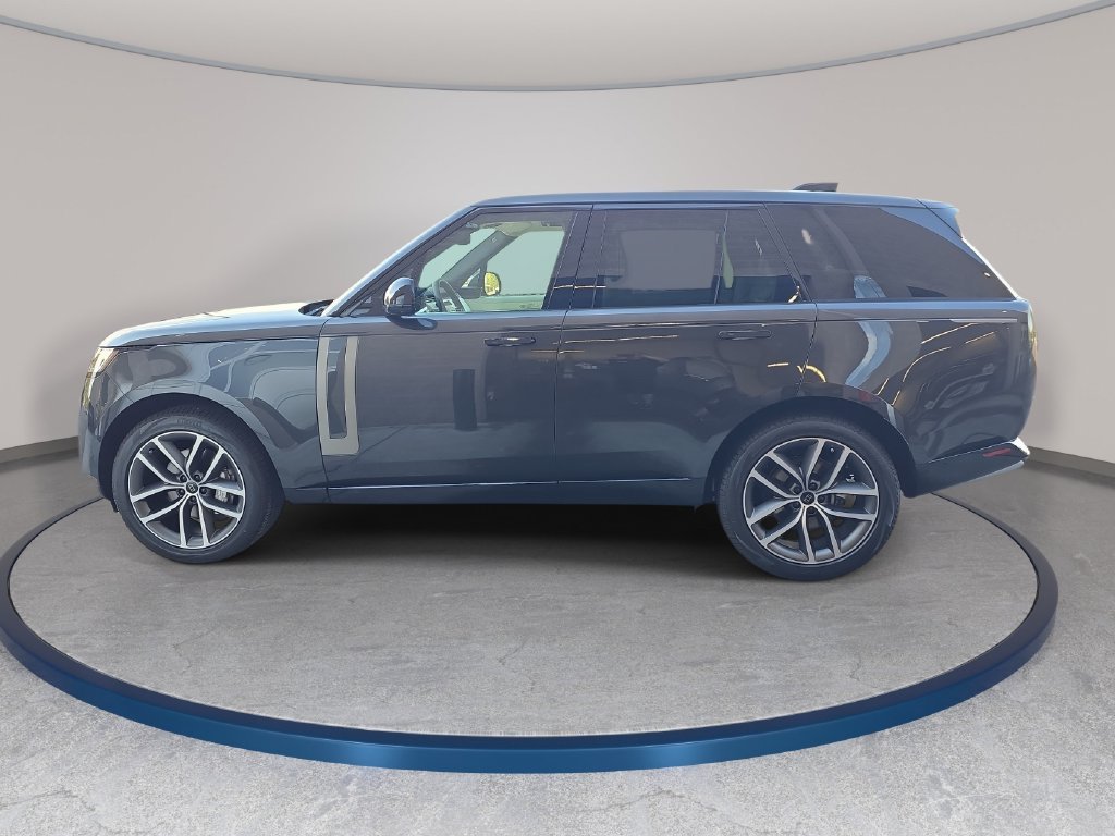 New 2027 Carpathian Grey Land Rover SE image 8