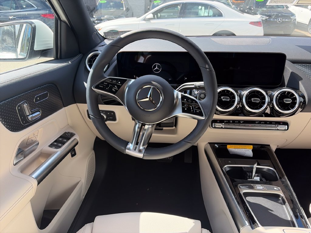 New 2026 Polar White Mercedes-Benz GLA 250 image 13