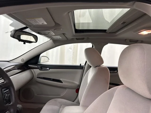 Used 2015 SUMMIT WHITE Chevrolet LT image 13