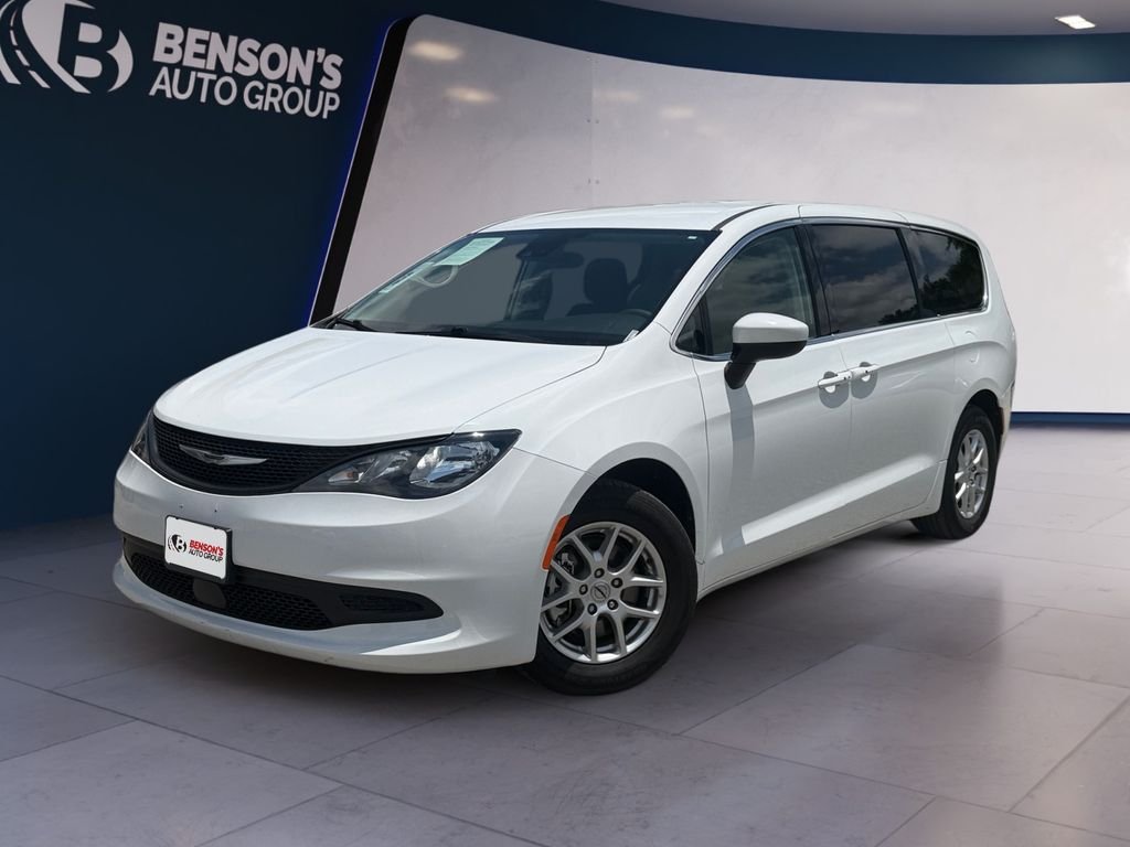 Used 2023 White Chrysler LX image 1
