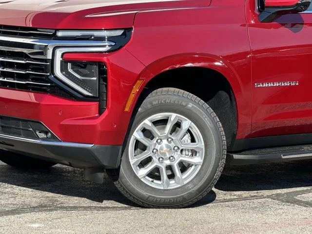 2026 Chevrolet Suburban LT - Photo 8