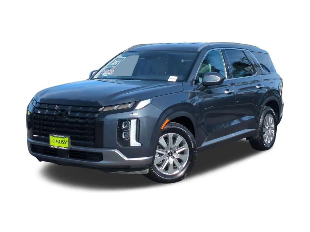 Used 2025 Gray Hyundai SEL image 1