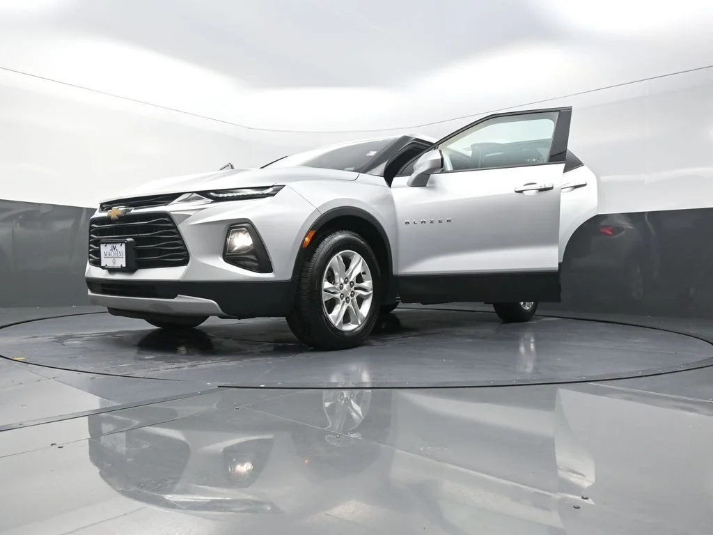 Used 2021 Silver Chevrolet LT image 31
