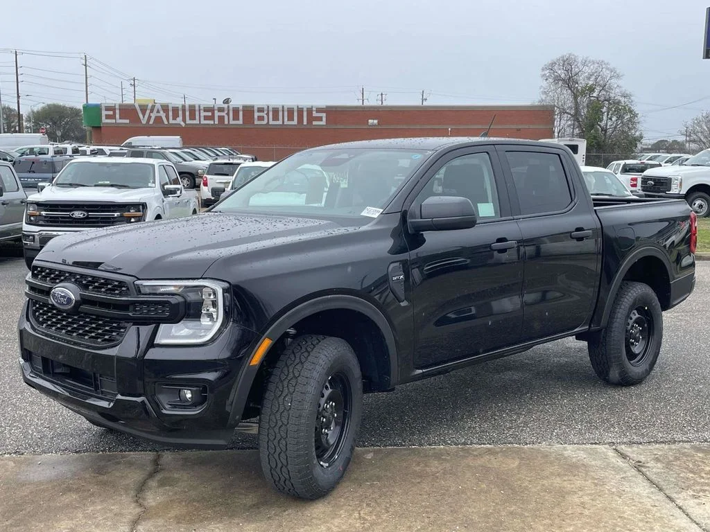 New 2026 Black Ford XL image 7