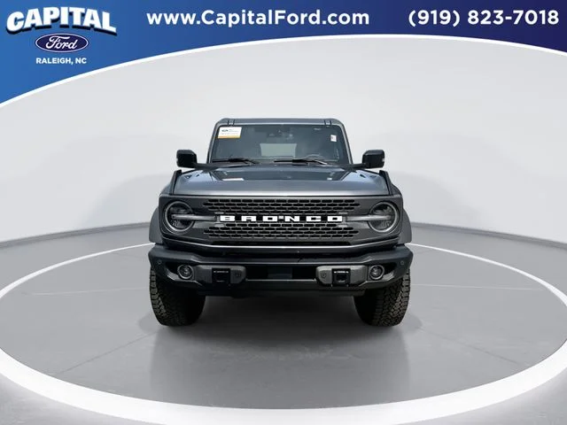 Used 2025 Gray Ford Badlands image 3