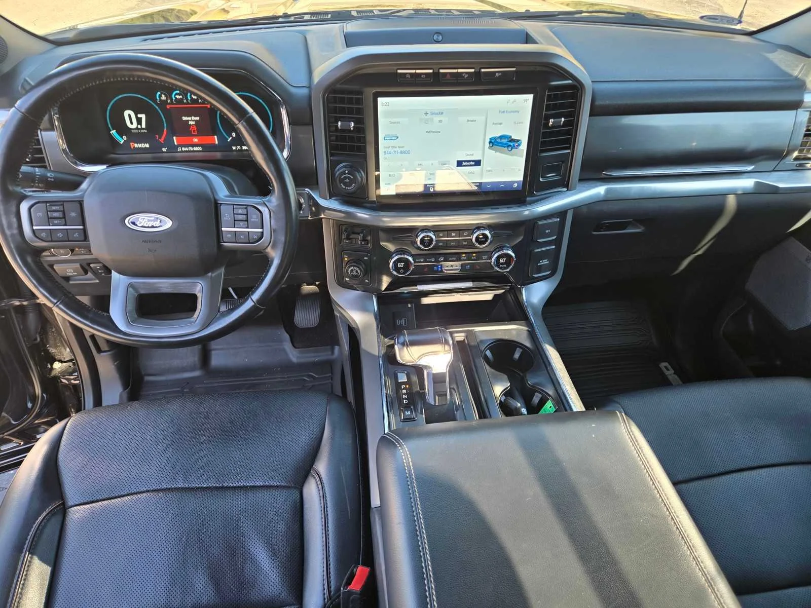 Used 2021  Ford XL image 9